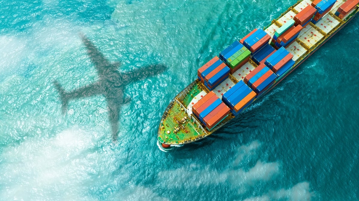 Aerial freight shipping transport system